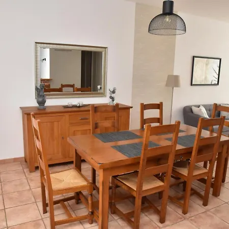Holiday home Avec Piscine, Jardin Et Jeux Enfants Pres De St Pourcain/sioule - Fr-1-489-57 Cressanges
