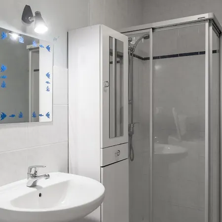 Avec Piscine Et Jardin En Bourbonnais - Fr-1-489-57 Vakantiehuis *