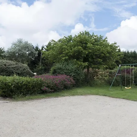 Avec Piscine Et Jardin En Bourbonnais - Fr-1-489-57 Vakantiehuis